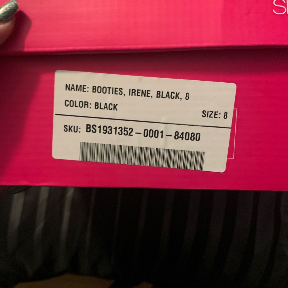 Booties - Picture 5 of 5